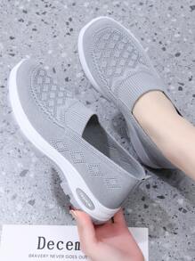 大码女士休闲运动鞋，透气针织鞋 - 灰色 - 查看 2