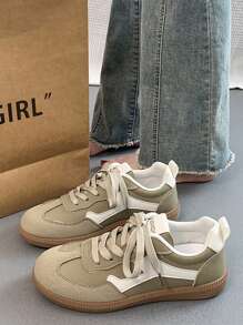 2025 Women Flat Sports Casual Lightweight Comfortable Canvas Sneakers