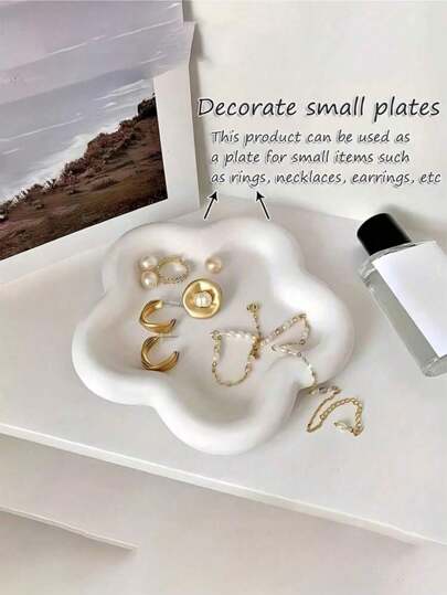 Leather Jewelry Tray For Rings, Earrings And Bracelets; Storage Organizer For Nightstand And Dresser; Catchall Tray For Watch And Coin; Phone And Key Holder With Printed Gold English Words, Gift For Back To School