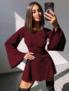 Sedessea Đầm ngắn chữ A hở vai tay loe gợi cảm cổ tròn màu trơn thời trang - Màu Đỏ Sâu - Xem 4