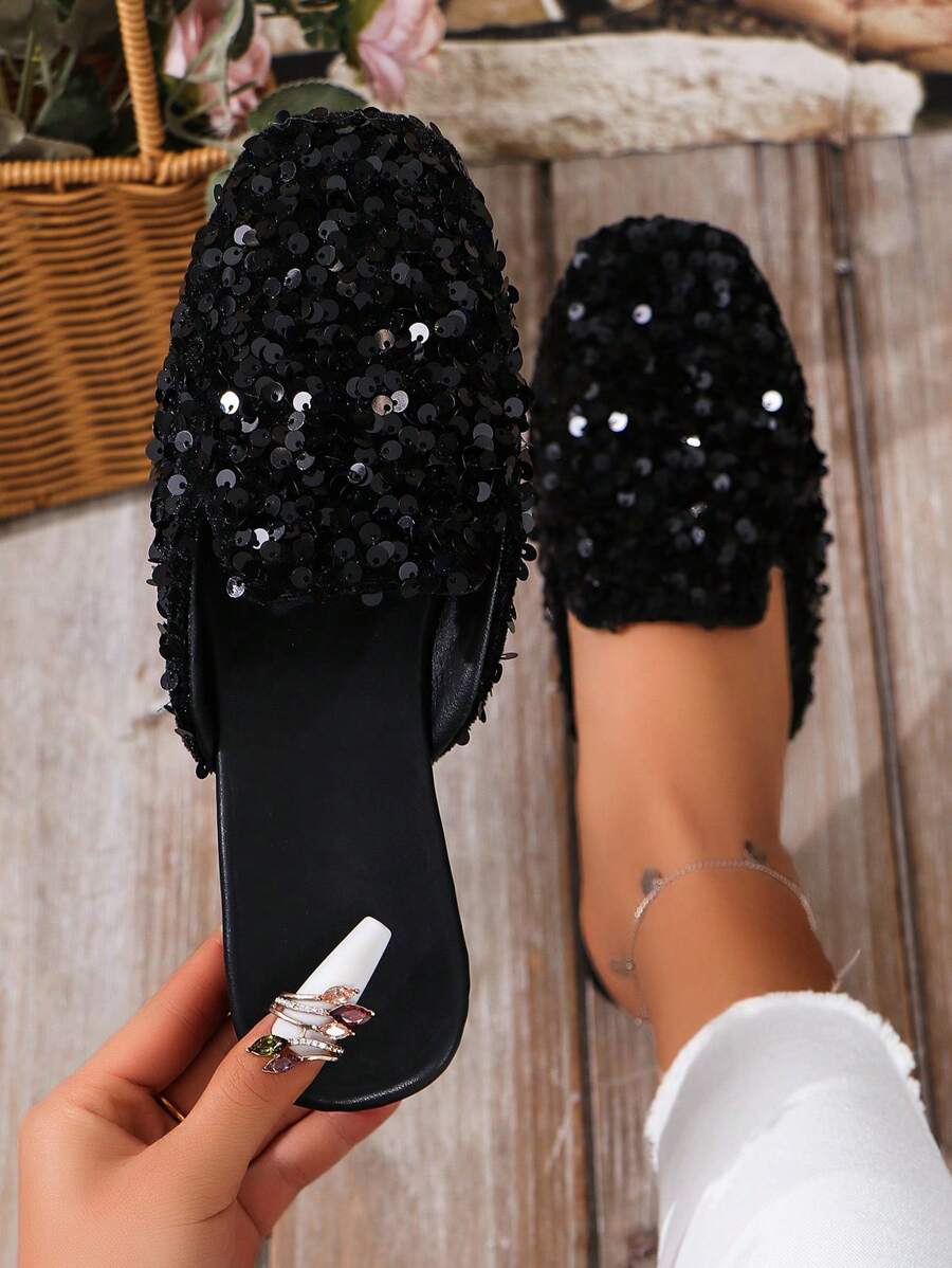 New Fashion Women Flat Slippers With Rhinestones & Sequins - Black - View 1