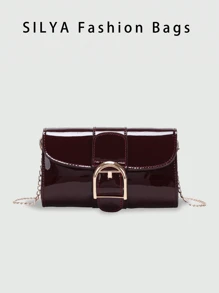 Bolso bandolera cuadrado mini de piel de poliuretano brillante y resistente al agua, de color vino tinto a juego con todo, con correa de cadena metálica, regalo ideal para Año Nuevo para mujeres, bolso burdeos de moda, bolso con inspiración retro para mujeres - Burdeos - Ver 2