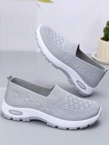 大码女士休闲运动鞋，透气针织鞋 - 灰色 - 查看 3