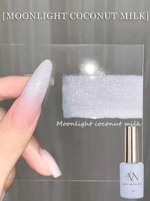 MIANEL GEL MIANEL 12毫升春夏月光椰奶白色凝胶指甲油亮油，夜光闪耀，包含畅销的白色、粉色、蓝色凝胶指甲油，以及2026年新款配套闪亮钻石亮片指甲油，是美甲沙龙、白色指甲和冬季指甲护理的理想之选。 - 白色 - 查看 6