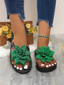 Wygodne, płaskie klapki damskie zdobione kwiatami, modny, letni niezbędnik - Zielony - Zobacz 5