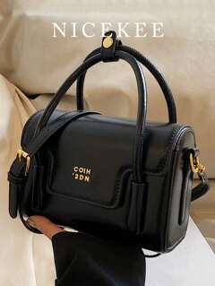 حقائب وأمتعة