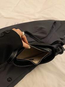 斜挎包，时尚潮流拼接交叉设计，棕色