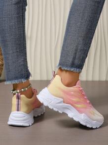 Damen Plateau-isolierte Freizeitschuhe, runde Zehenkappe mit Flammen-Muster, leichte Lauf-Sneaker, rutschfeste weiche Sohle für Outdoor-Sport