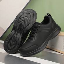 Ju Yue Chuang Jian Zapatillas deportivas de media caña con tecnología de inteligencia artificial, patrón de hojas negras y tótem de noche oscura, zapatos casuales livianos, transpirables y antideslizantes, negro impermeable, adecuadas para estar de pie por mucho tiempo, cocina y trabajo - Negro - Ver 5