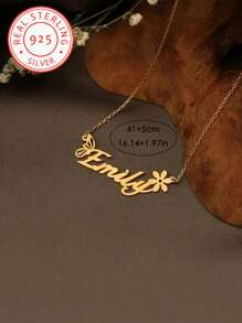 Um colar personalizado de prata 925 com nome de borboleta e flor, um presente surpresa para entes queridos, amigos e familiares.