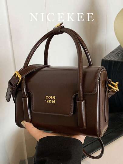 حقيبة يد جديدة بلون أحادي، تصميم فريد، حقيبة كروس متعددة الاستخدامات بطباعة أنيقة، كلاسيكية وأنيقة، حزام قابل للتعديل، مناسبة للمواعيد والتسوق والتنقل. حقيبة نسائية عتيقة