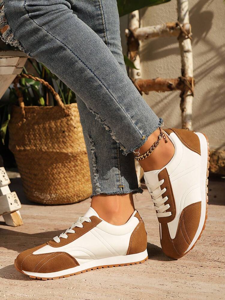 Women's Comfortable Sports Shoes, Soft Sole Round Toe Gump Shoes, Fashionable New Spring/Summer Lightweight Non-Slip Flat Casual Shoes, Low-Top Running Shoes - Brown - View 4