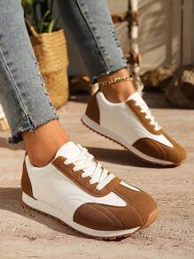 Women's Comfortable Sports Shoes, Soft Sole Round Toe Gump Shoes, Fashionable New Spring/Summer Lightweight Non-Slip Flat Casual Shoes, Low-Top Running Shoes - Brown - View 1