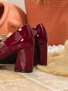 大码时尚尖头粗跟高跟鞋，女式酒红色高跟鞋