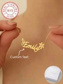 Um colar personalizado de prata 925 com nome de borboleta e flor, um presente surpresa para entes queridos, amigos e familiares.