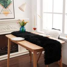 Pink Faux Fur Table Runner/Flag, Suitable For Christmas, Wedding, Party, Holiday, Birthday, Home & Farm Dining Table Decor, White Polyester Fiber Table Cloth