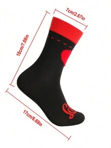 1 paire de chaussettes mi-mollet en forme de cœur, design unisexe doux et respirant, convient comme cadeau pour la Saint-Valentin ou l'anniversaire de la petite amie, pour porter selon la saison