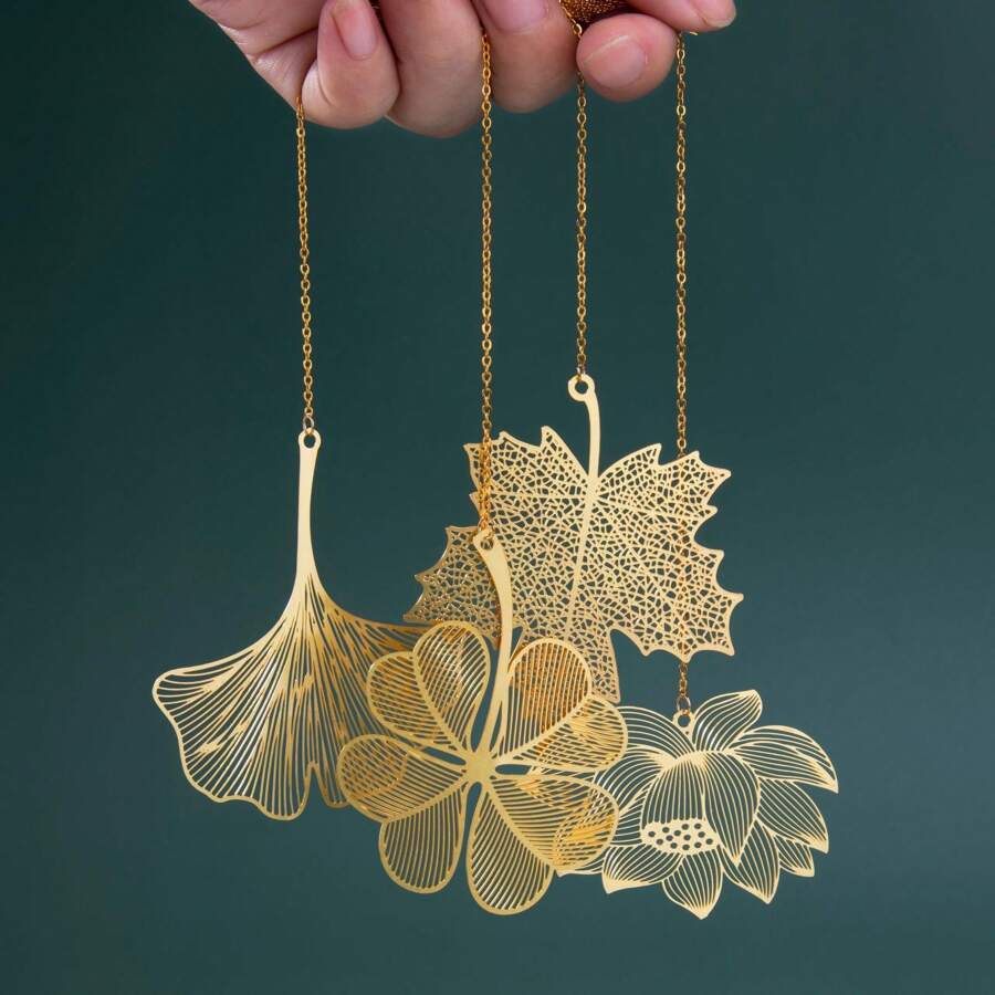 4pcs/1pc Metal Leaf & Flower Bookmarks, Bookmark Set, Maple Leaf, Four-Leaf Clover, Lotus, Ginkgo Leaf Bookmarks With Pendant Chain, Suitable For Book Lovers, Writers, Readers, Birthday, Graduation, Holiday, Valentine's Day, Wedding, Back To School, Teacher Supplies, Bible, Study Supplies, Christmas Gifts - Gold - View 1