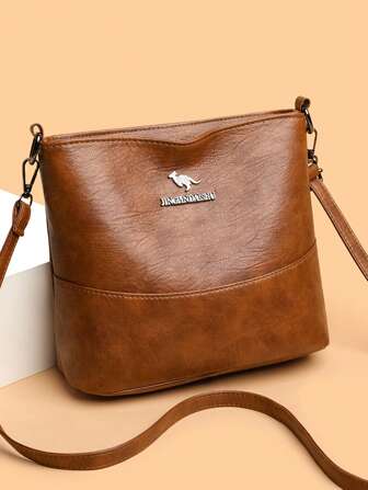 1pc Plain Color PU Leather Large Capacity Lightweight Crossbody Bag With Kangaroo Metal Decor, Suitable For Women Everyday Use, Versatile