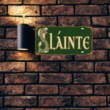 Placă metalică vintage irlandeză SLAINTE CHEERS - Decor de perete retro cu bere neagră de 12 x 6 pentru peșteră, bar și casă, decor pentru casă, decor de cameră, decor de perete