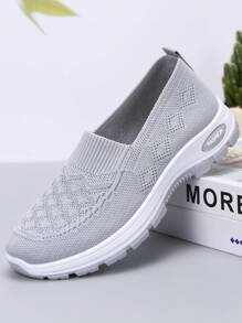 大码女士休闲运动鞋，透气针织鞋 - 灰色 - 查看 6