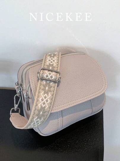 极简小方包，韩式小众设计，适合学生，时尚单肩/斜挎包，适合外出、约会、购物、办公、日常搭配、上学等场合。