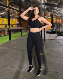 Women's Fitness Set TOP + PANTS For Training/Gym Premium Fabric - Hitam - View 2