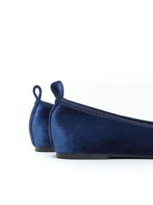 Women's Pointed Toe Burgundy Bow Decor Fashion Flat Velvet Ballet Flats, Navy