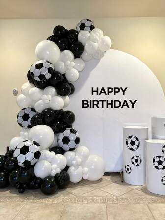 Set de 87 piezas de decoraciones para fiesta de cumpleaños con tema de fútbol, que incluye: 18 globos de aluminio con forma de balón de fútbol, 10 globos de látex negros y blancos, arco de pancarta de fútbol, para decoración de fiesta de cumpleaños con tema deportivo, baby shower