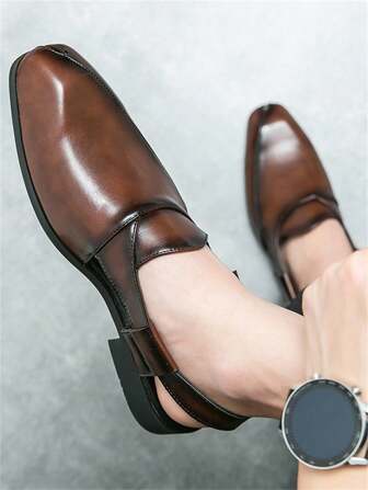 男士时尚尖头扣带透气凉鞋，夏季