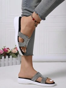 New Plus Size Rhinestone Thick Sole Fashion Slippers, Comfortable And Simple, Suitable For Home And Parties, All Season