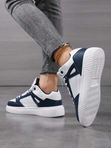 Chaussures de sport et chaussures décontractées respirantes, résistantes à l'usure, légères, confortables et polyvalentes. Nouvelles Baskets blanches mode printemps pour femmes