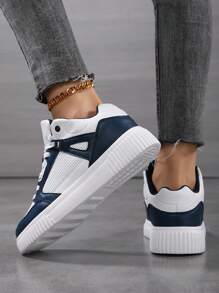 Chaussures de sport et chaussures décontractées respirantes, résistantes à l'usure, légères, confortables et polyvalentes. Nouvelles Baskets blanches mode printemps pour femmes