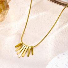 New Style Simple Fan-Shaped Style Clavicle Chain Temperament 18K Titanium Steel - Vàng - Xem 3