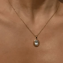 VKHK 1 pieza Collar con colgante decorado con circonita, chapado en oro de 18K, de acero inoxidable con acabado vintage, apto para uso diario y bodas, regalo para mujer