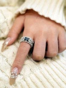 1 Peça Anel de Casamento de Diamante Moissanite Recortado em Esmeralda Azul Pavão de 1 Quilate para Mulheres, Anel de Eternidade de Luxo Revestido em Ouro Branco 18K de Prata 925 com Diamante Total