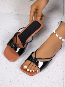 Women Square Toe Glossy Knotted Flat Sandals
