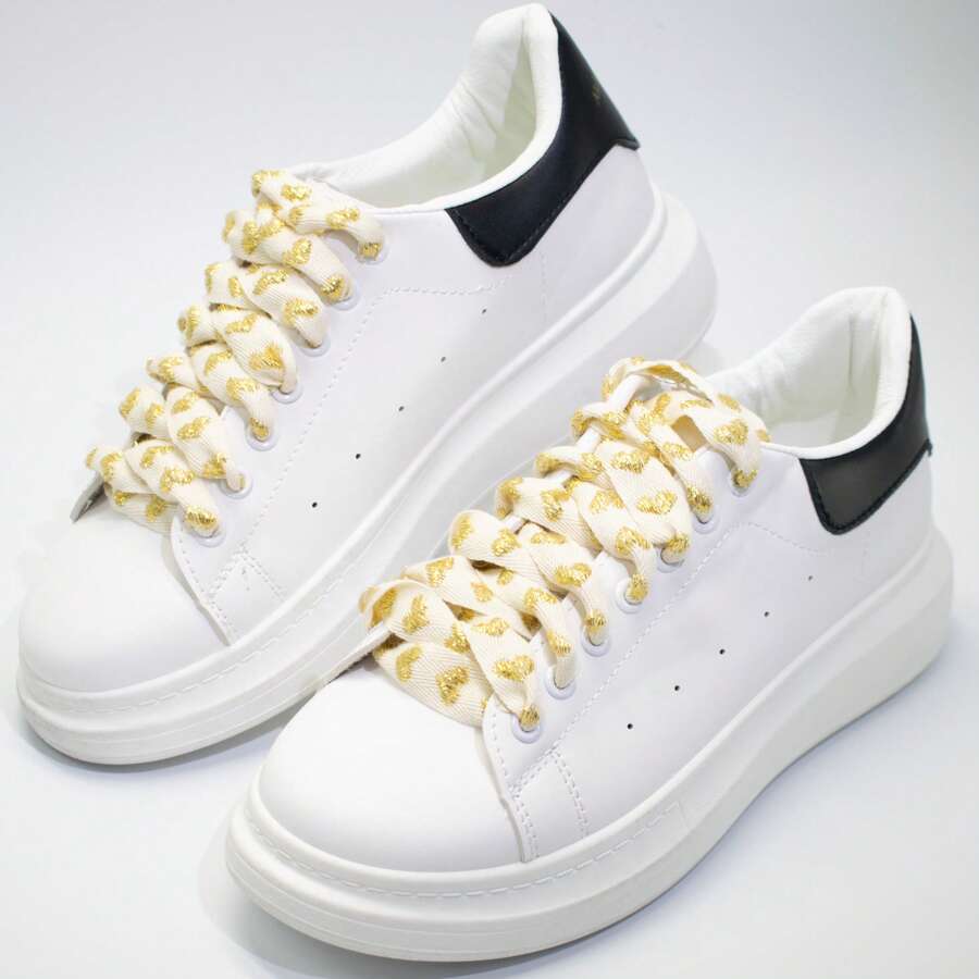 1 对情人节彩色金属丝心形鞋带，宽大百搭可爱鞋带