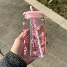 1 stuk modieuze 16oz roze plastic beker met strik, deksel en rietje, perfect voor ijskoffie en smoothies. Ideaal cadeau voor vrouwen en zussen. Geschikt voor kantoor, thuiskantoor, de start van het schooljaar en een waterbeker voor studenten.