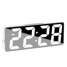SOKANY 1 pieza Reloj despertador con espejo simple, reloj LED inteligente de alta definición, con visualización de temperatura, brillo ajustable, función de control por voz, reloj de 12/24 horas, alimentación por USB y batería. Adecuado para reloj de escritorio, reloj despertador digital de mesita de noche, opción perfecta para decoración de escritorio y dormitorio.