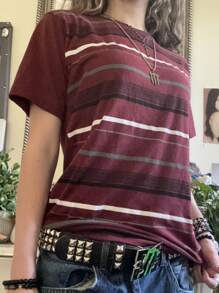 Women Vintage Emo Shirt Fairy Grunge Striped Crewneck Short Sleeve T-Shirt Harajuku Casual Tops Graphic Tees Y2k Summer Clothes Aesthetic Streetwear 2000s - 紅色 - 查看 2