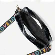 PVC Fashion Lettering Shoulder Camera Bag, Stylish And Simple Heart Decoration Transparent Jelly Sling Bag, Suitable For Travel And Vacation Waterproof Shoulder Bag, Perfect For Valentine's Day Gifts For Girlfriend, Lover, And Friends.