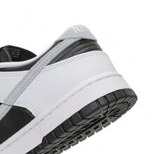 Nike DUNK LOW 男士运动鞋，2025 年发售，IB4620-141 - 白色 - 查看 5