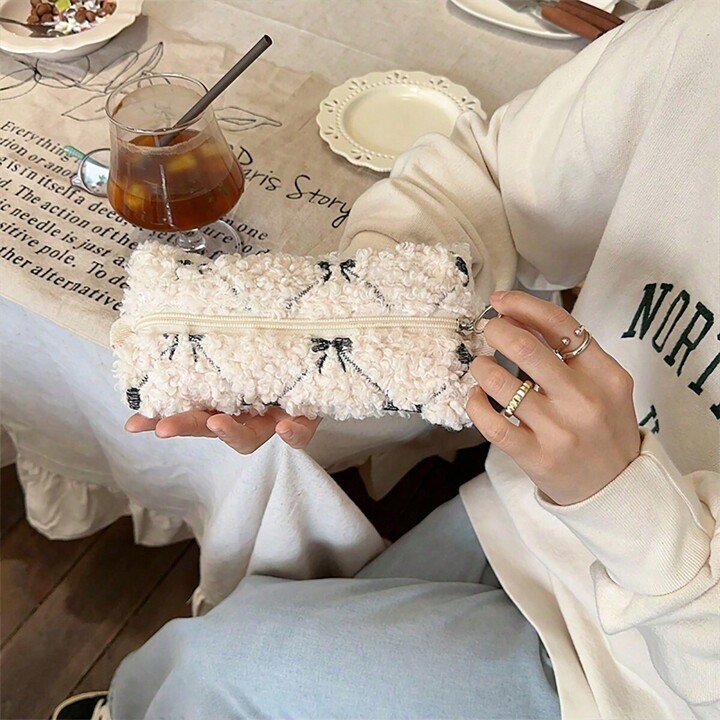 BADEE★韓国★人気★Tassel Net Bag 2色 BADEE☆韓国☆人気☆Tassel Net Bag 2色