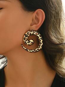 1pair Exaggerated European And American Fashion Metal Spiral Stud Earrings, Suitable For Daily Wear By Women