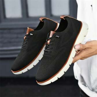 Zapatos deportivos transpirables de malla para hombres, zapatillas casuales ligeras y cómodas para primavera, mocasines tejidos tipo slip-on en tallas grandes, zapatos versátiles para negocios/estilo casual deportivo