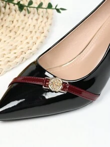 Escarpins à bout pointu et talon haut pour femme, style vintage français, avec bouton décoratif, enrobé