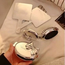 1支蝴蝶结折叠旅行梳，带镜子，干湿两用，便携旅行，发刷，梳子，美发工具，美发产品及配件，理发沙龙美容旅行必备，返校季，旅行度假必备，女士美发配件，刷子，发刷，边缘刷，梳发，梳子，解结刷，球形刷，迷你发刷，发刷套装，木梳，梳子，后梳，发刷，边缘刷，梳发，发刷套装，梳子，迷你发刷，解结刷，美发产品，美发工具，美发用品，护发，卷发刷，理发师，理发配件，美发设备，小梳子，迷你发刷，旅行必备，发型，美发，发刷，后梳，造型刷，卷发刷，边缘刷，发刷，梳发，发刷套装、梳子、卷发梳、解结梳、女士发梳、头发、旅行、美发产品、美发工具、美发用品、理发师、理发配件、理发店、美发设备 - 裸色 - 查看 3