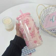 1 stuk modieuze 16oz roze plastic beker met strik, deksel en rietje, perfect voor ijskoffie en smoothies. Ideaal cadeau voor vrouwen en zussen. Geschikt voor kantoor, thuiskantoor, de start van het schooljaar en een waterbeker voor studenten.