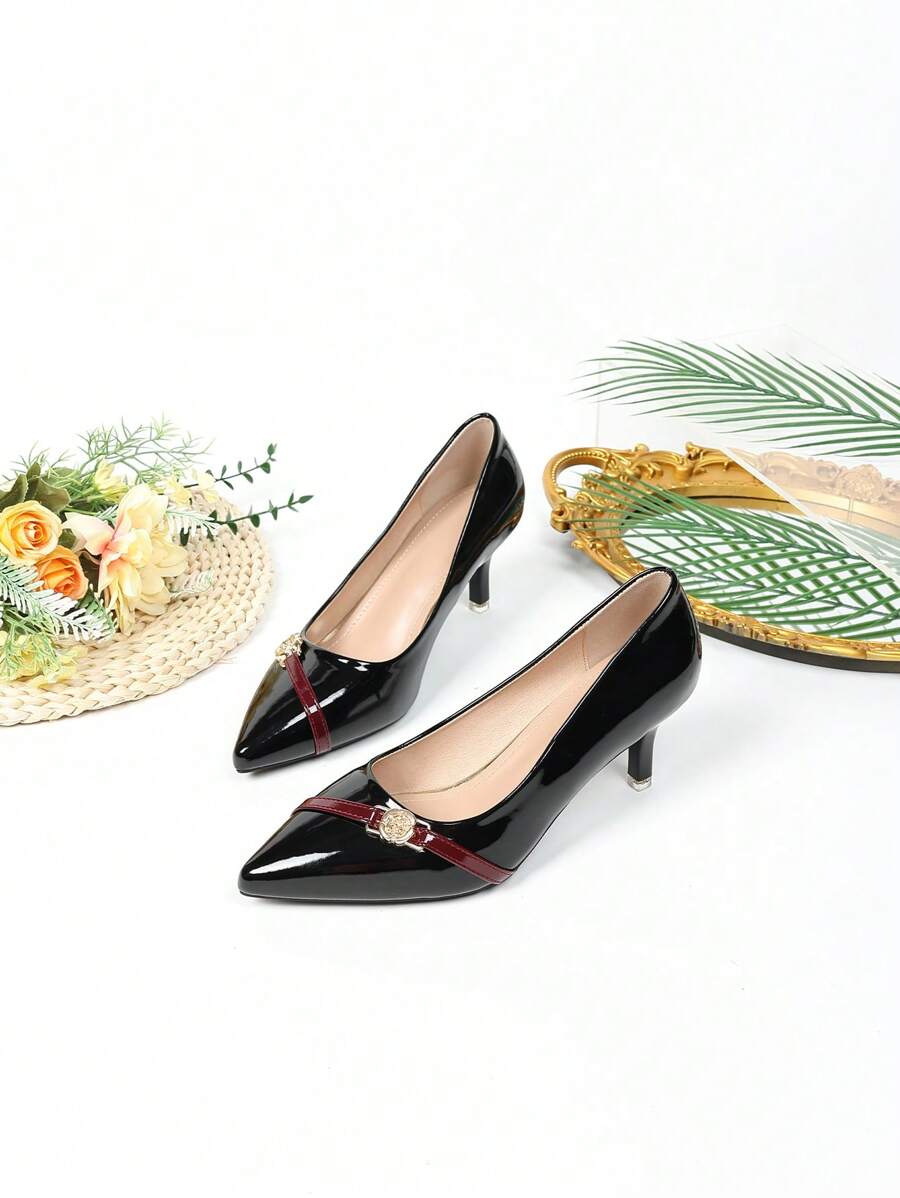 Escarpins à bout pointu et talon haut pour femme, style vintage français, avec bouton décoratif, enrobé